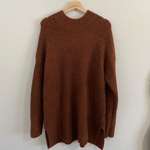 Old Navy Knit Sweater (NWOT)